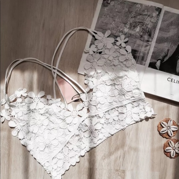Pure Blanc Daisies Cotton Crochet Lace Bralette - Picture 9 of 11